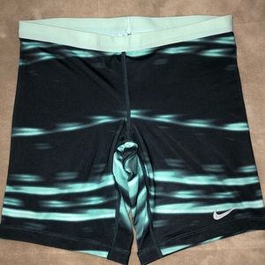 Nike tights shorts